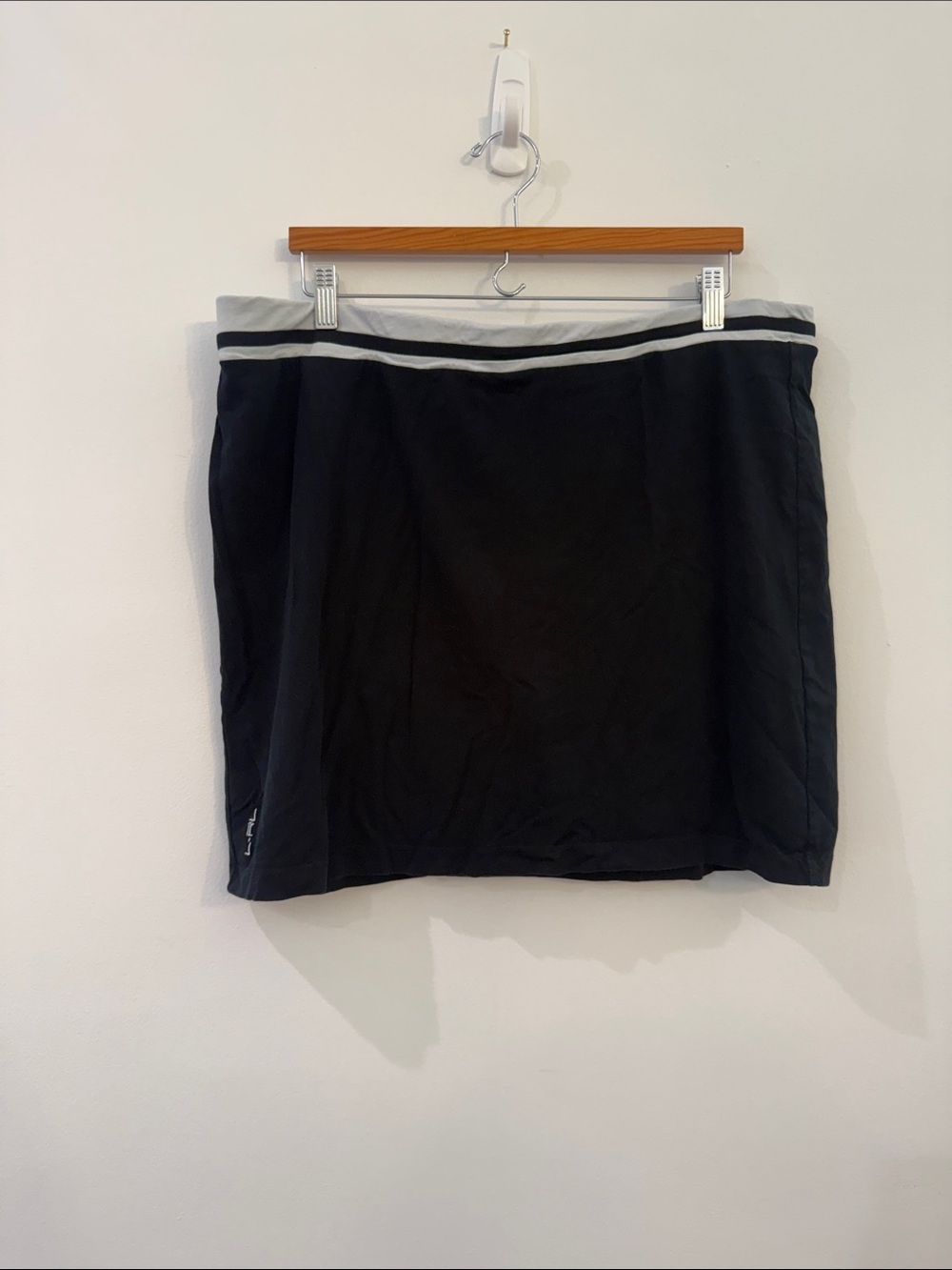 Lauren Ralph Lauren Black Skort with Gray Waistband